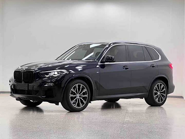 BMW X5 (импорт) 2021款 xDrive30i M运动套装 — из Китая под ключ