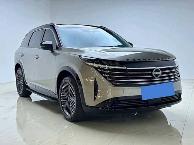 Nissan Pathfinder 2024款 380VC-TURBO 四驱智驾版 6座 — из Китая под ключ