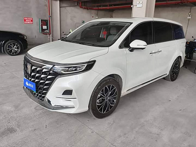 Roewe iMAX8 New Energy 2025款 1.5T DMH 陆尊奢享版 — из Китая под ключ