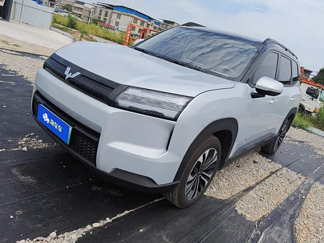 Wuling Starlight 560 New Energy 2026款 纯电 500km 豪华型 — из Китая под ключ
