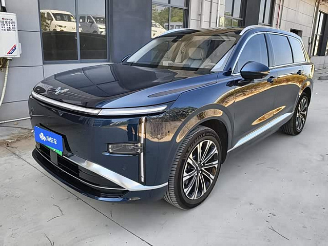 Wuling Starlight L 2026款 260km 六座旗舰型 — из Китая под ключ