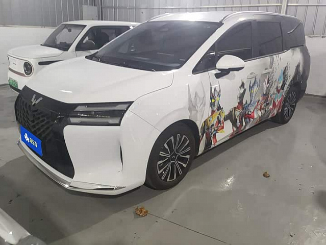 Wuling Starlight 730 2026款 1.5T CVT 尊享型 — из Китая под ключ