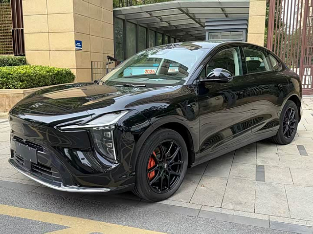 IM Motors LS6 2026款 增程 52 Max — из Китая под ключ