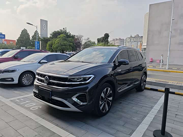 Volkswagen Talagon 2024款 380TSI 四驱豪华佳境Pro 众享款 6座 — из Китая под ключ