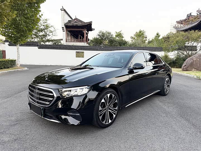 Mercedes-Benz E-Class PHEV 2024款 E 350 e L 插电式混合动力轿车 — из Китая под ключ