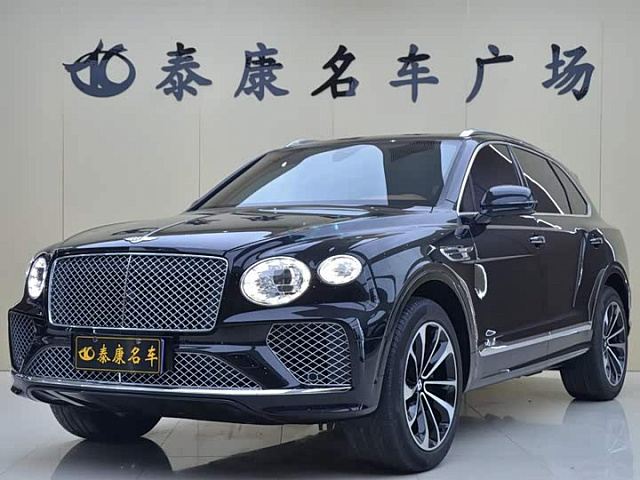 Bentley Bentayga 2022款 4.0T V8 — из Китая под ключ