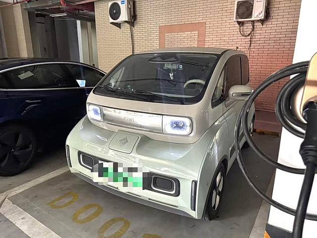 Baojun KiWi EV 2023款 大疆版 磷酸铁锂 — из Китая под ключ