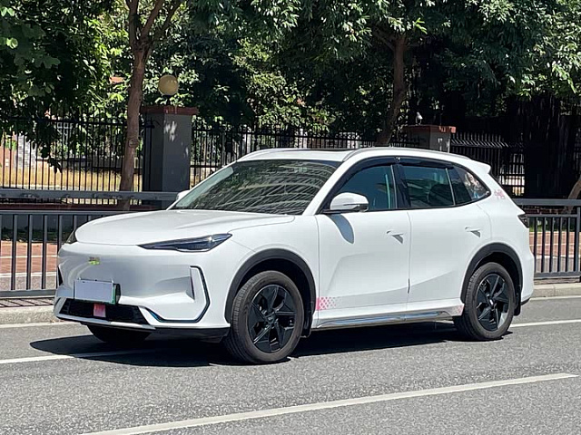 Geely Galaxy E5 2024款 530km 探索+版 — из Китая под ключ