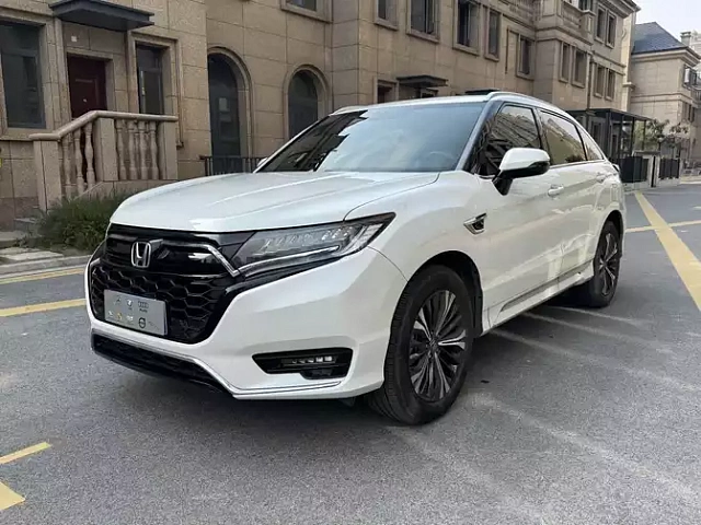 Honda UR-V 2023 2L — из Китая под ключ