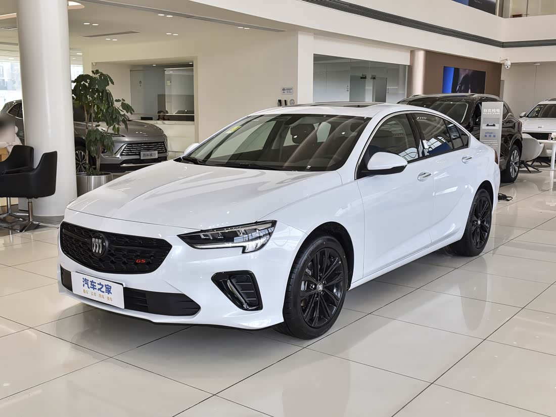 Buick Regal — фото 1