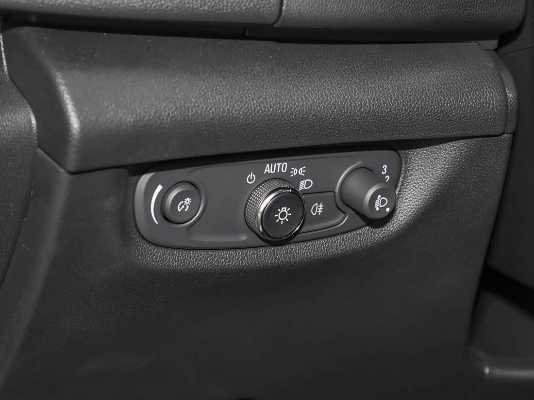 Buick Regal — фото 8