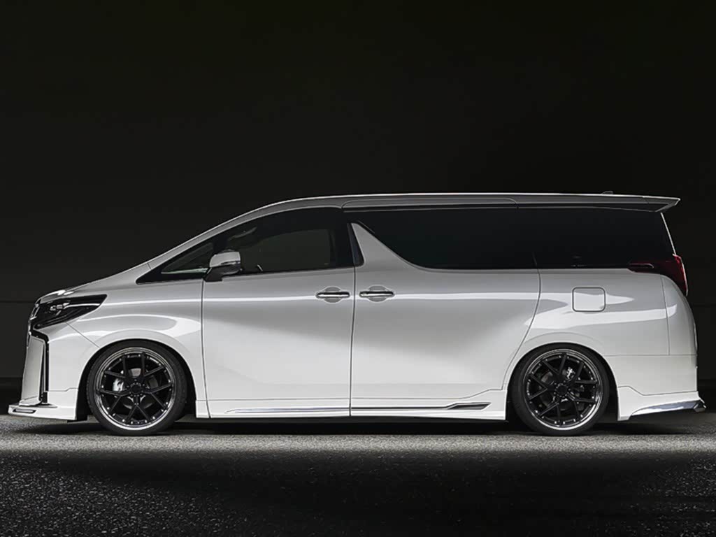 Toyota Alphard — фото 7