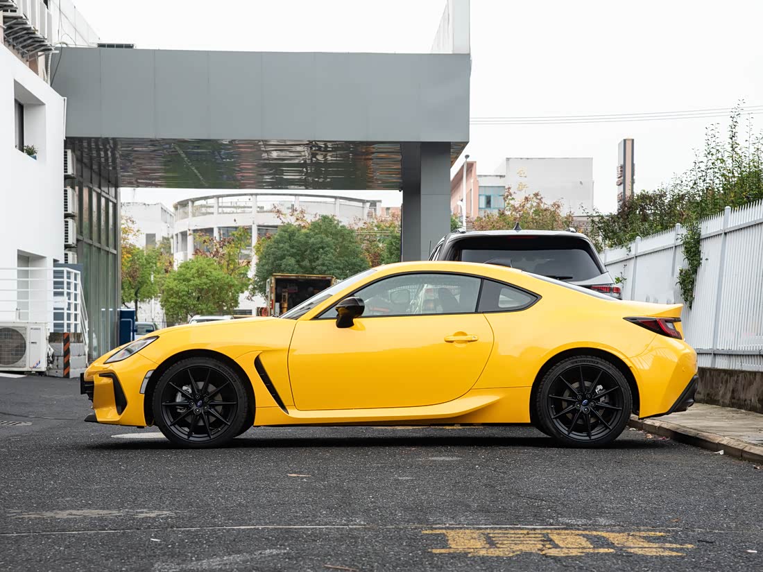 Subaru BRZ — фото 3