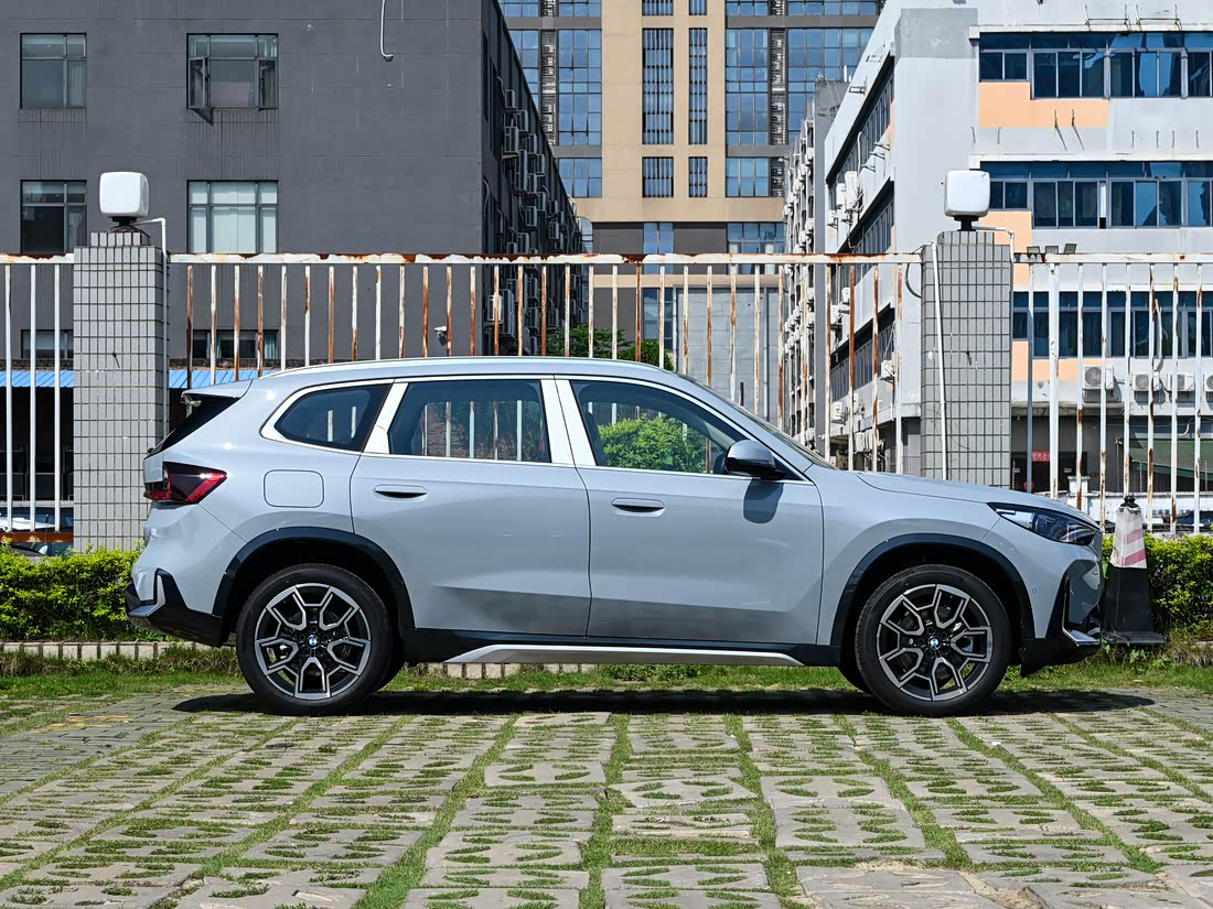 BMW X1 — фото 6