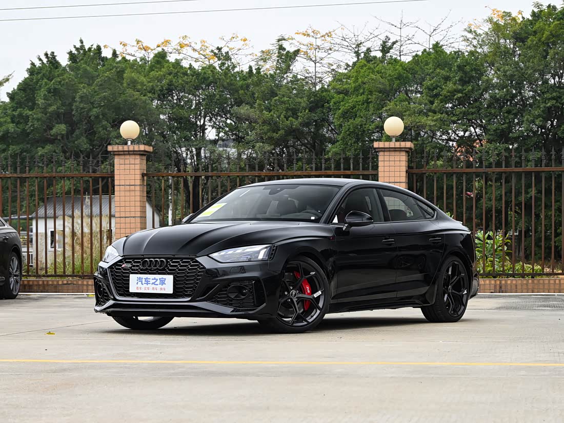 Audi RS 5 — фото 1
