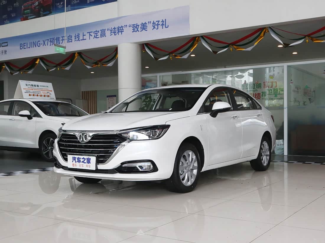 BAIC Senova D50 — фото 1