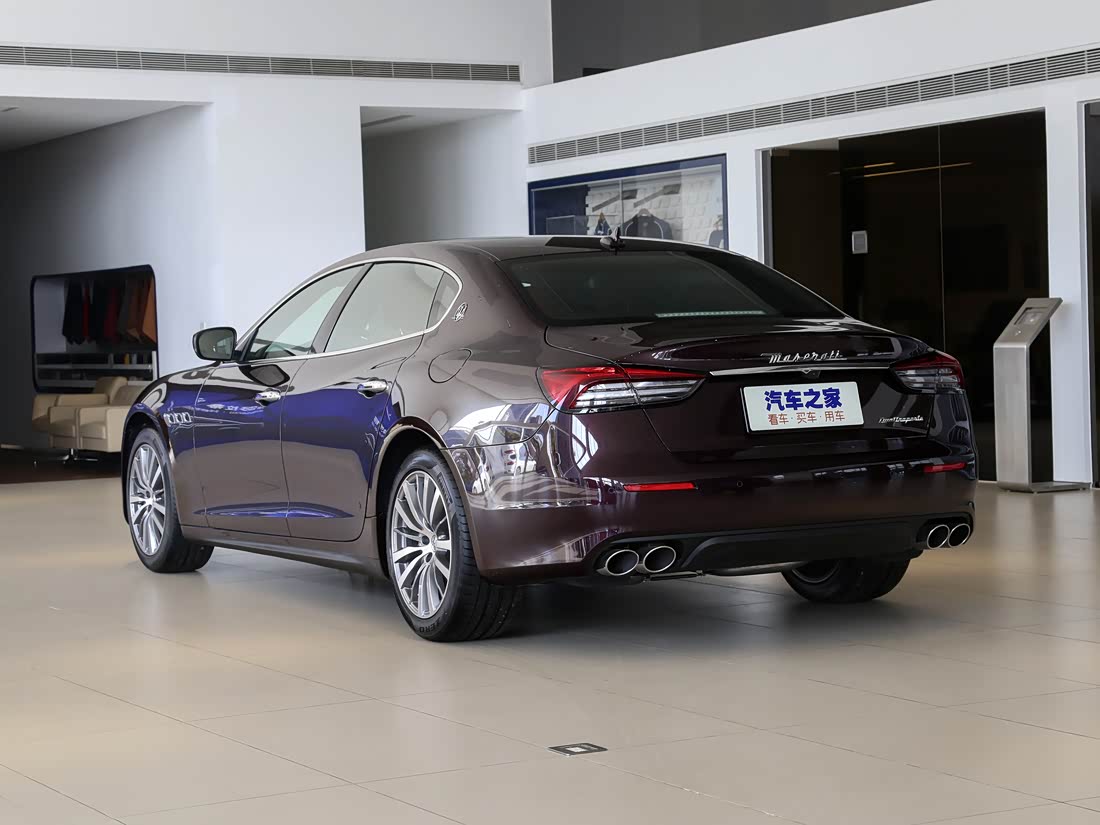 Maserati Quattroporte — фото 3