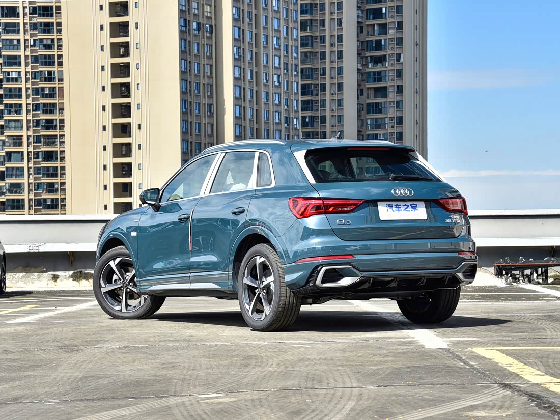 Audi Q3 — фото 4