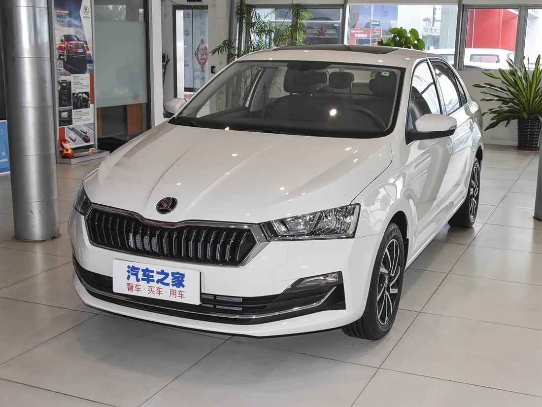 Skoda Rapid — фото 1