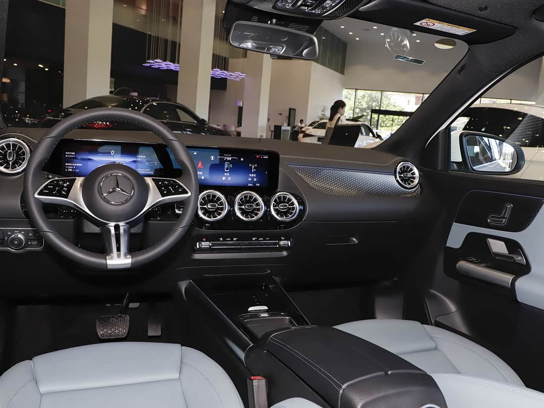 Mercedes-Benz GLA — фото 3