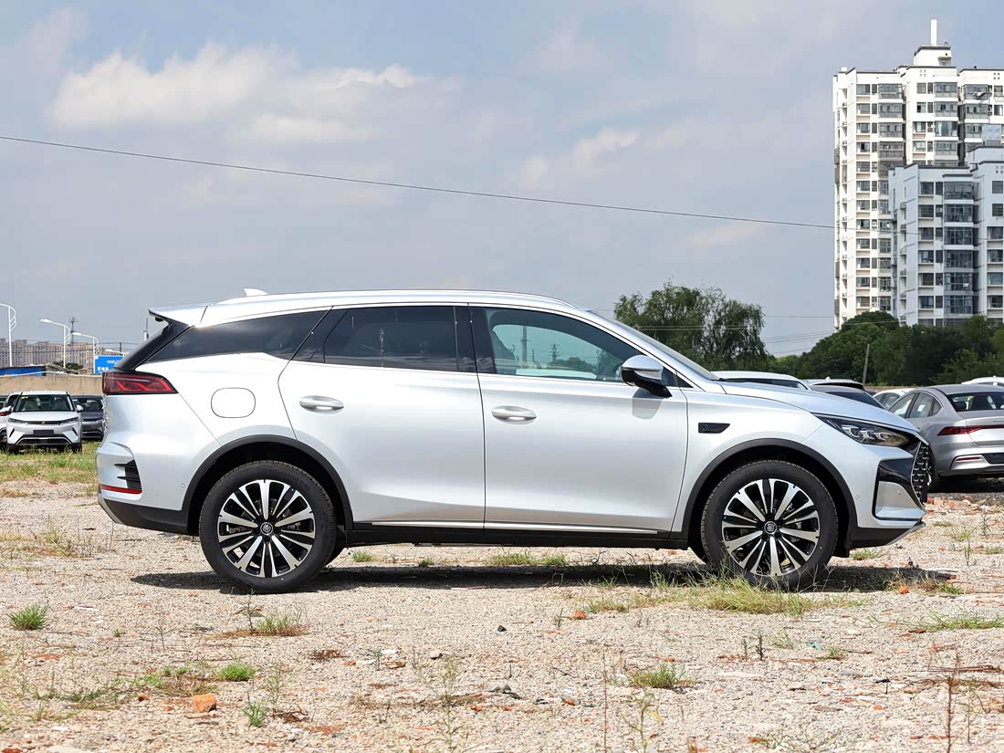 BYD Tang DM — фото 4
