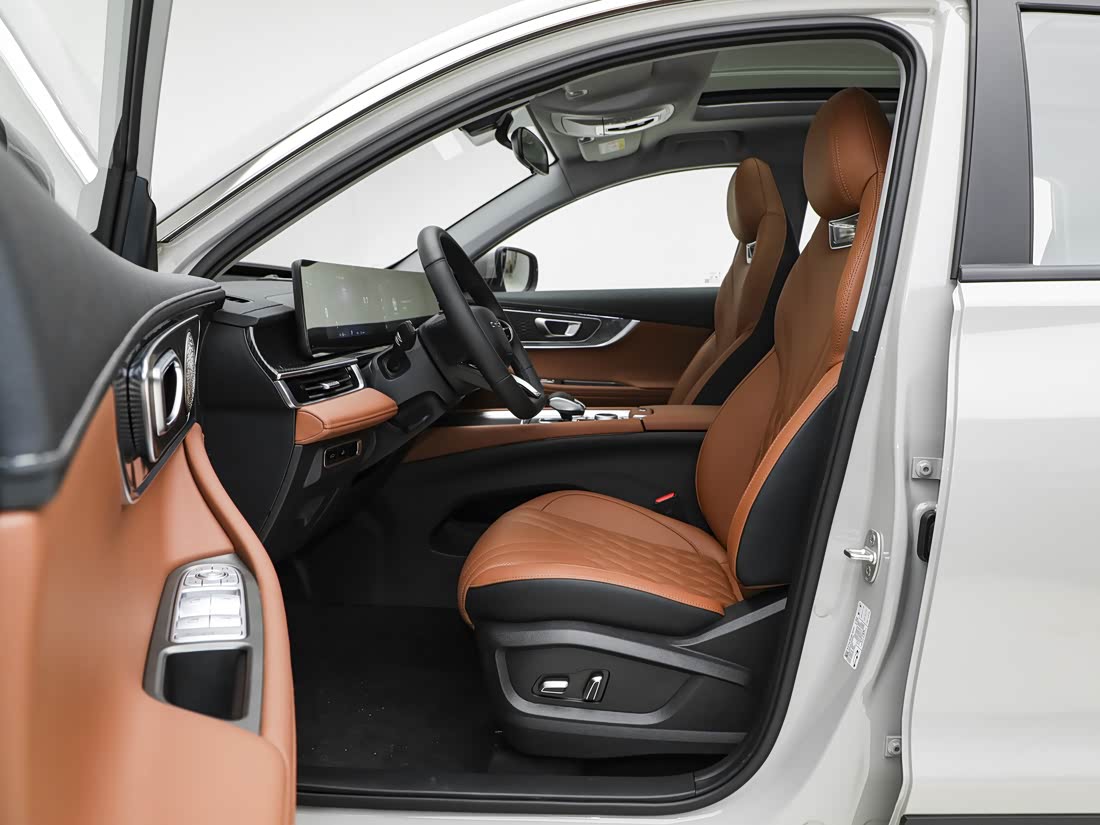 Chery Tiggo 7 C-DM — фото 9
