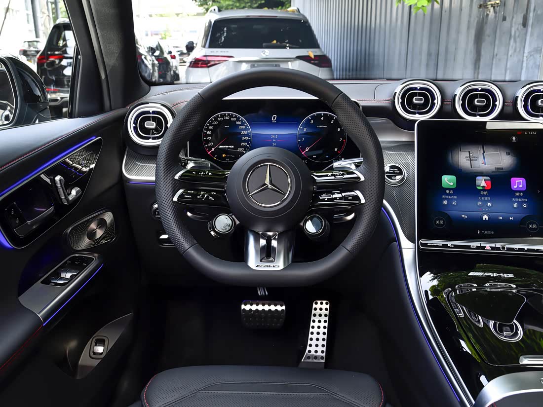Mercedes-Benz GLC AMG — фото 8