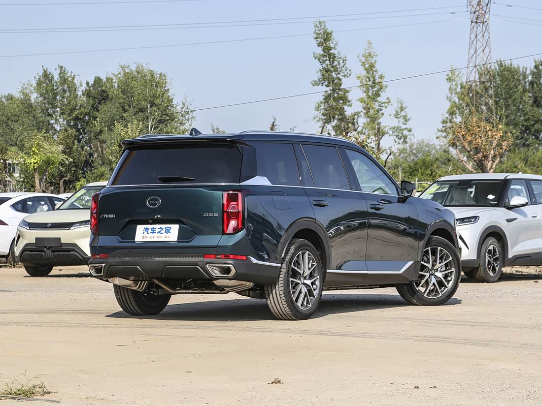 GAC Trumpchi GS8 — фото 4