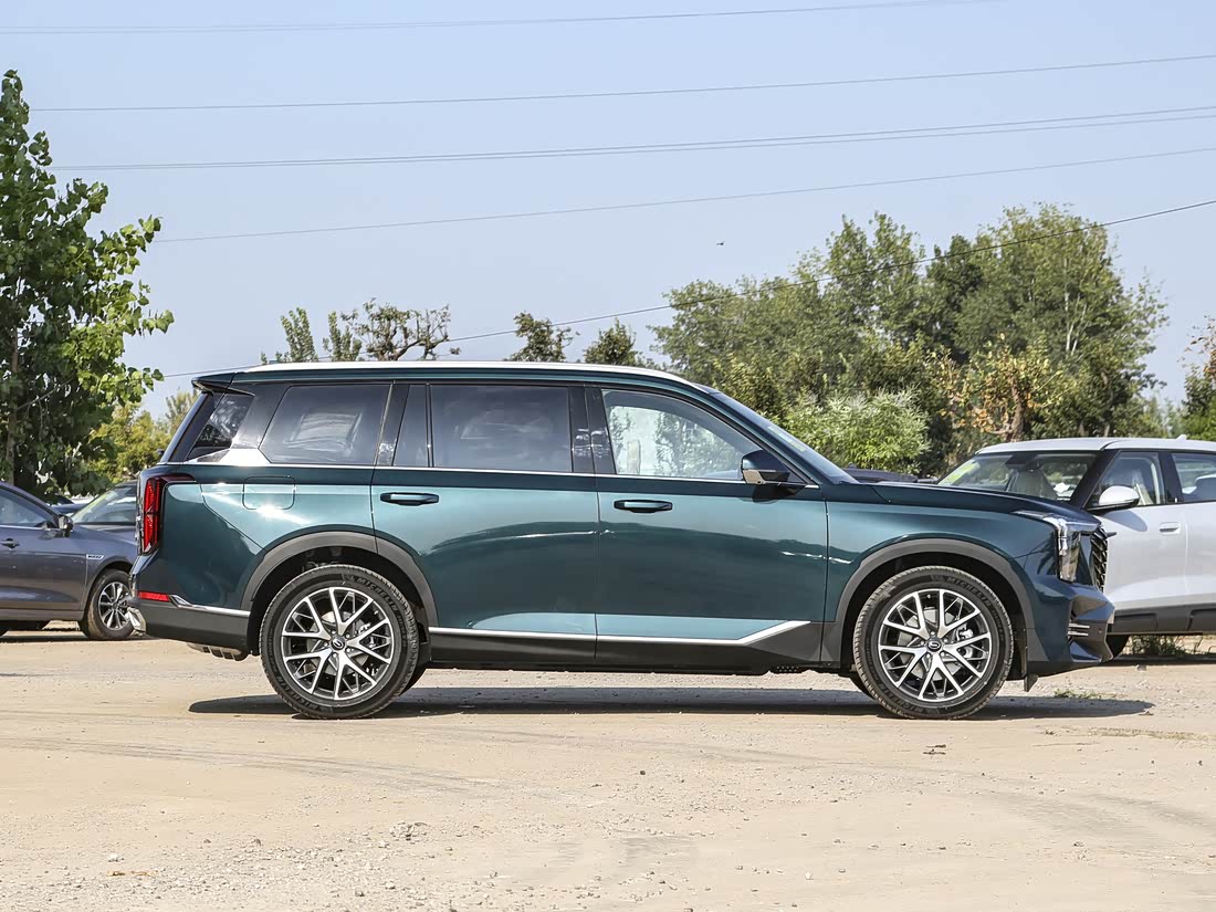 GAC Trumpchi GS8 — фото 5