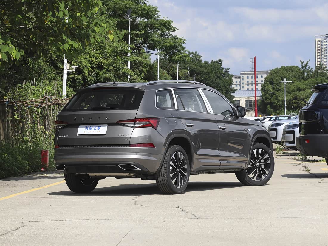 Skoda Kodiaq — фото 6