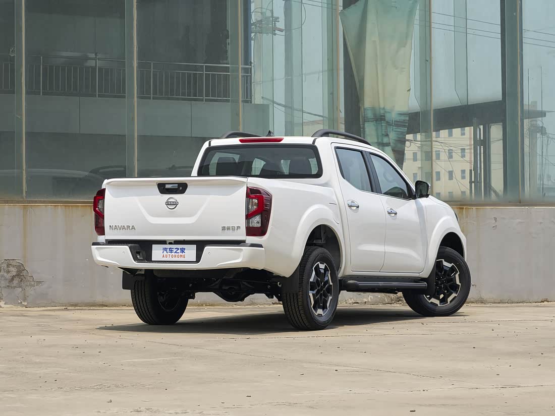 Nissan Navara — фото 3