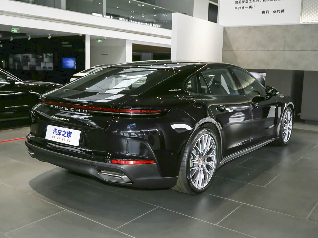 Porsche Panamera E-Hybrid — фото 7