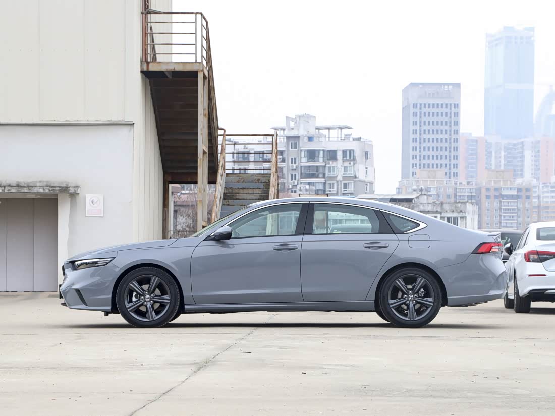 Honda Inspire (Yingshipai) — фото 3