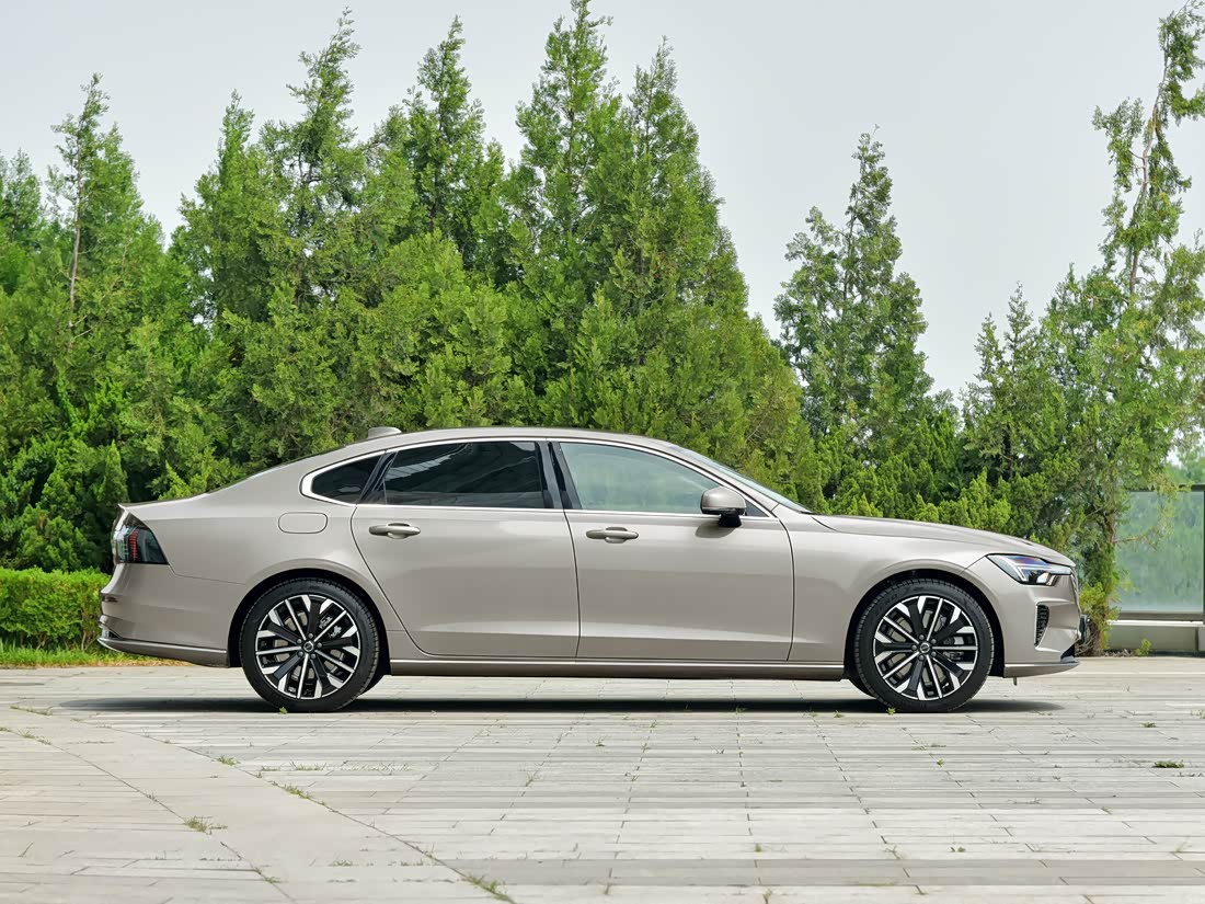 Volvo S90 PHEV — фото 5