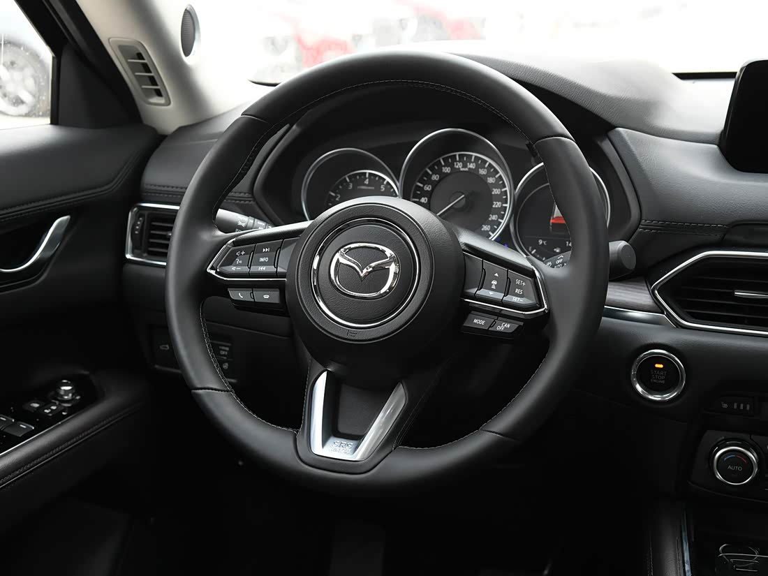 Mazda CX-8 — фото 8