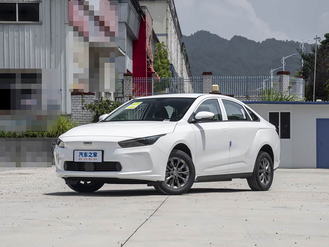 Geely Geometry A — фото 7