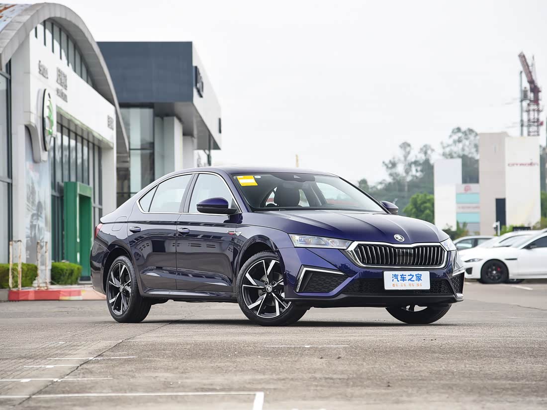 Skoda Octavia — фото 3