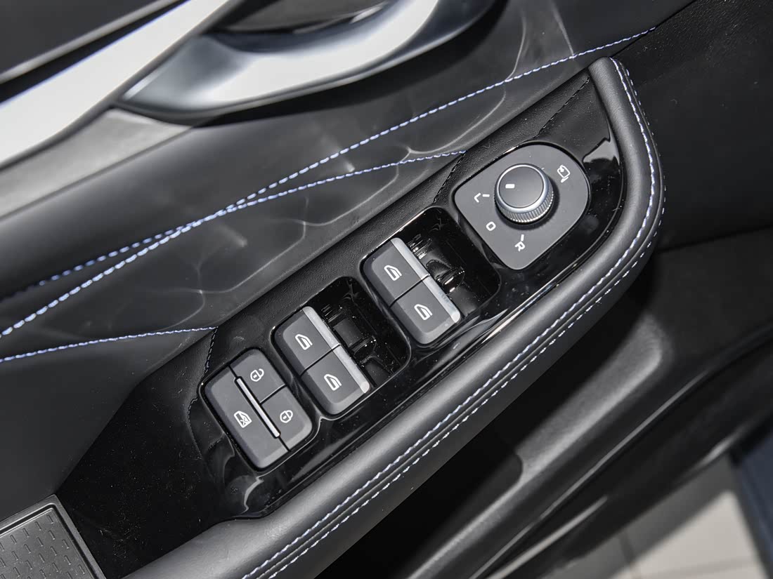 Geely Preface — фото 4