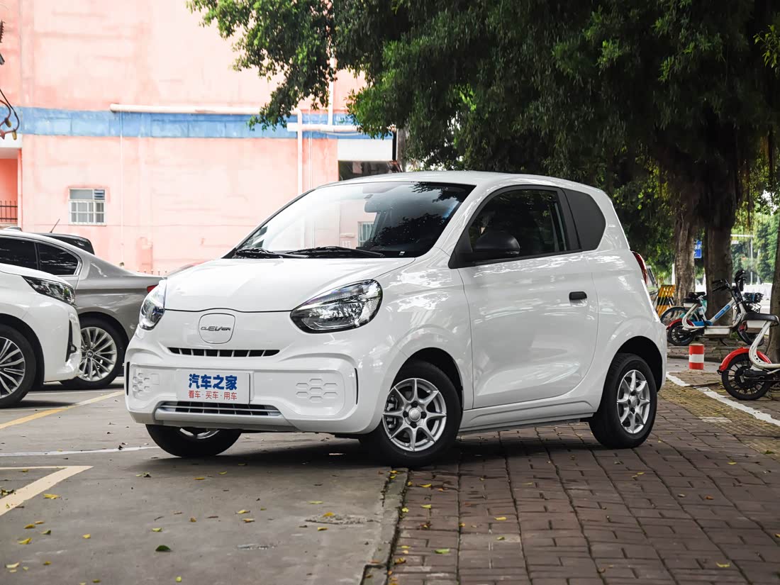 Roewe CLEVER — фото 1
