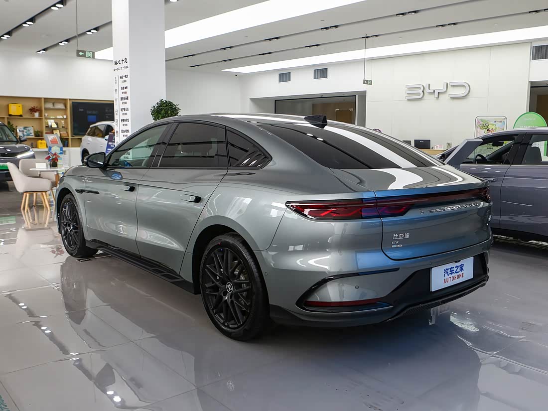 BYD Han DM — фото 4