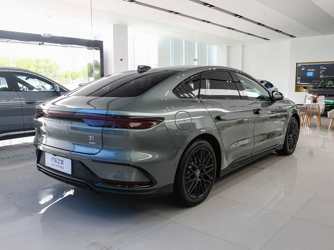 BYD Han DM — фото 6