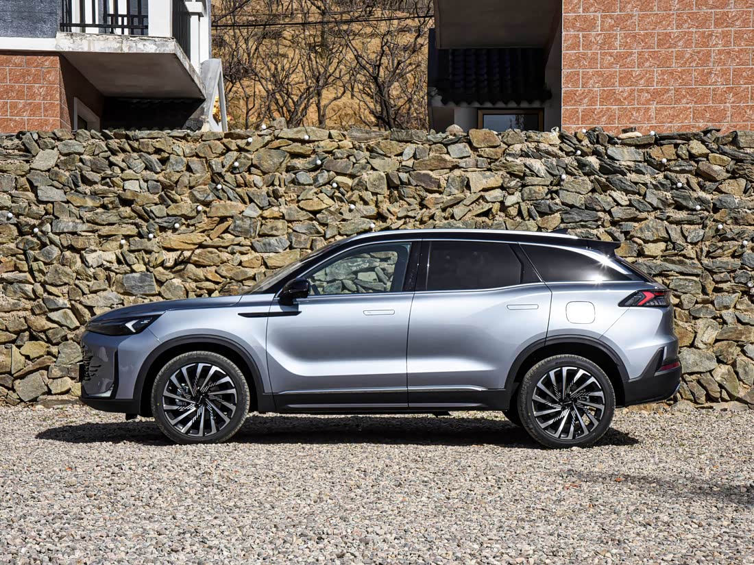 BAIC Beijing X7 PHEV — фото 3