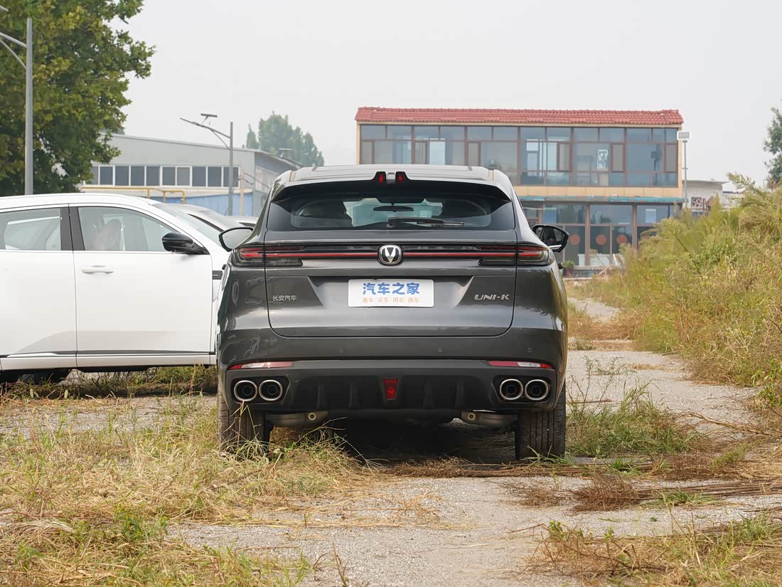 Changan Uni-k — фото 6