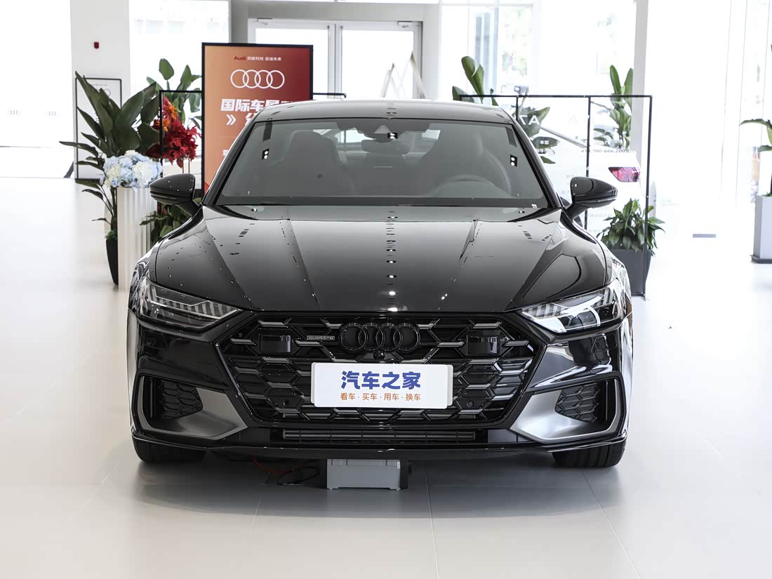Audi A7L — фото 2