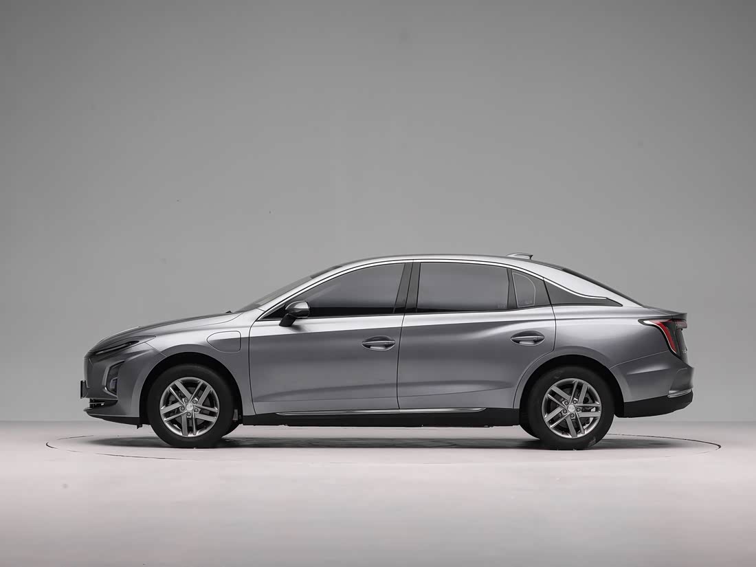 Hongqi E-QM5 — фото 3