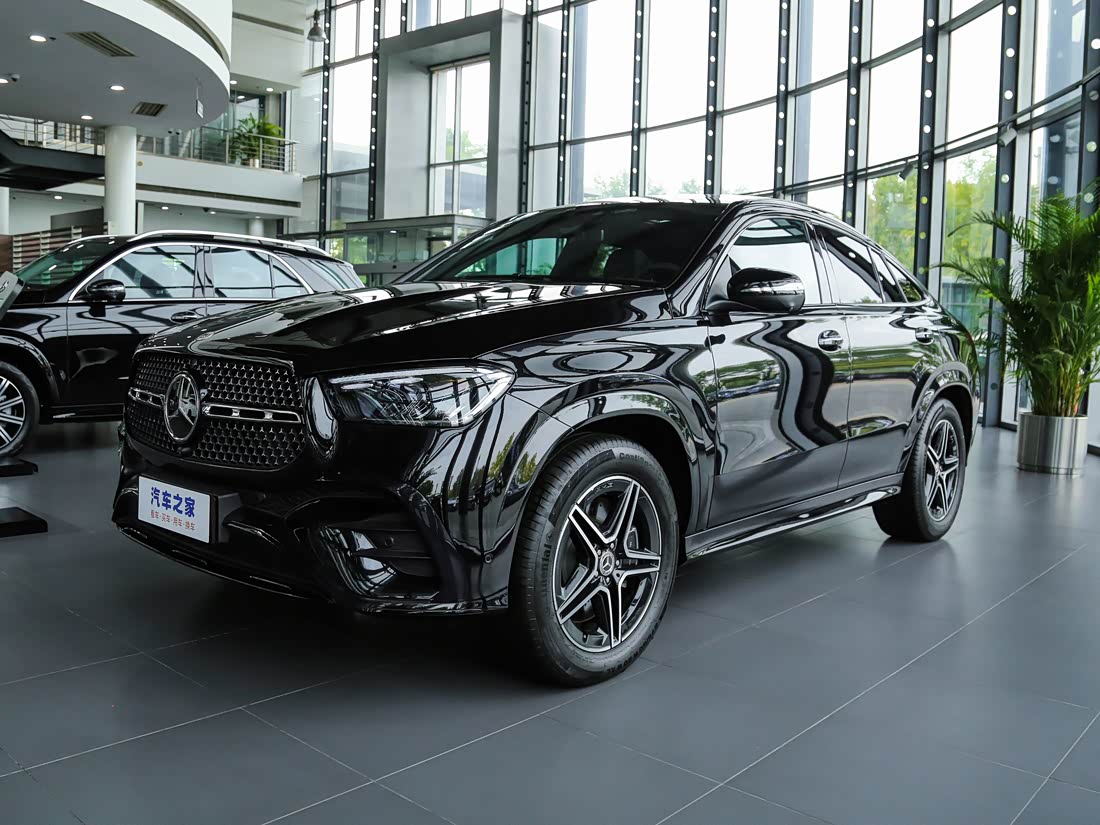 Mercedes-Benz GLE Coupe — фото 1