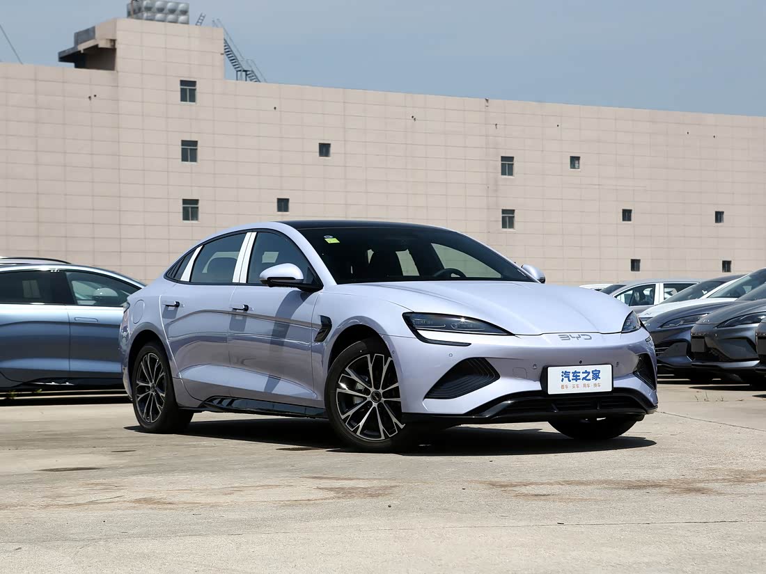 BYD Seal — фото 2
