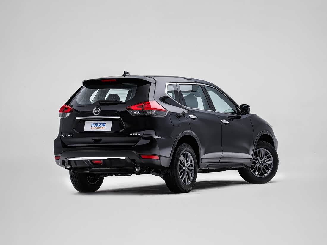 Nissan X-Trail — фото 4