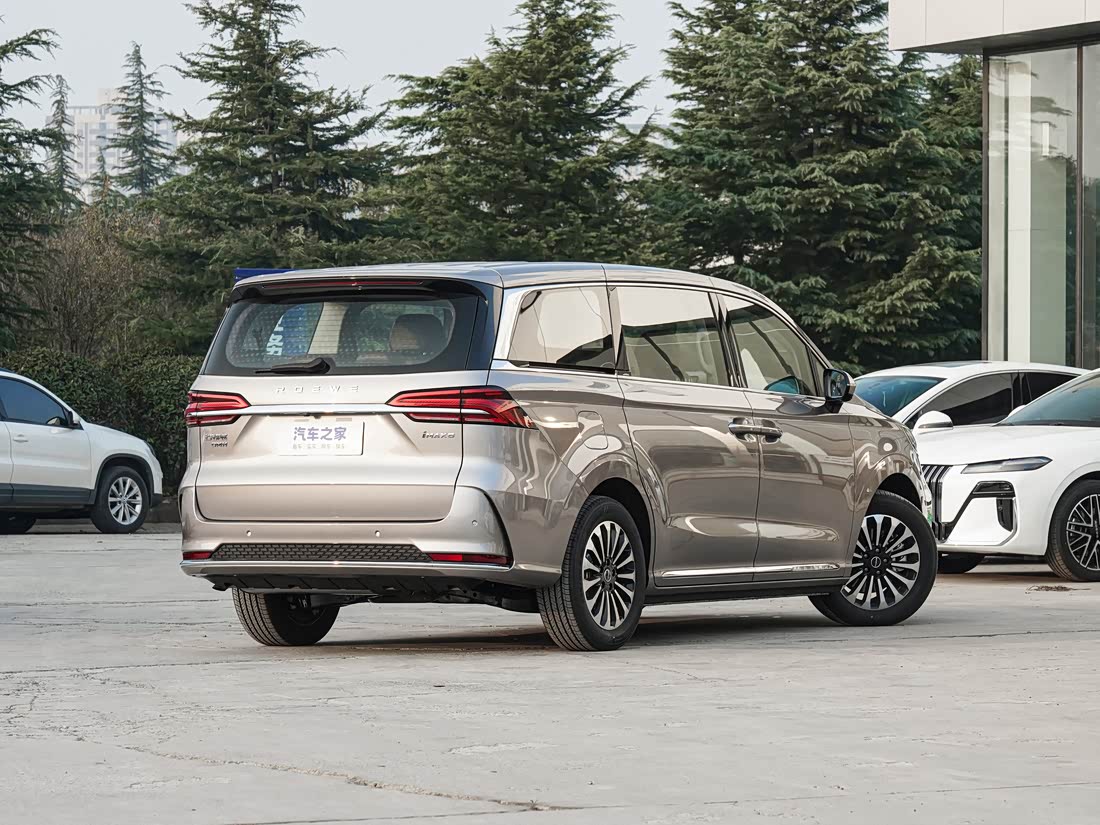 Roewe iMAX8 New Energy — фото 6