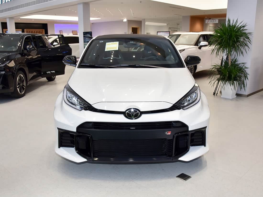 Toyota GR Yaris — фото 2